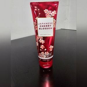 BATH AND BODY CREAM